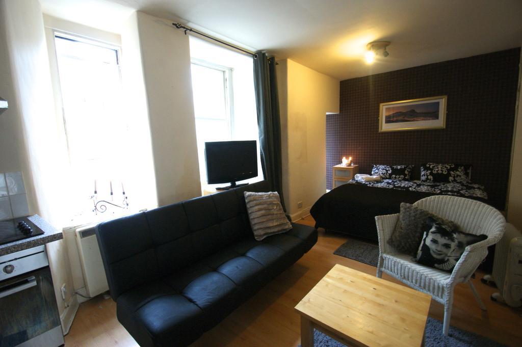 Royal Mile Group Apartments Edynburg Pokój zdjęcie
